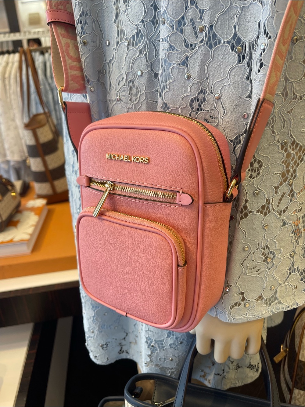 MICHAEL KORS Jet Set Medium Leather Crossbody Flight Bag
Carnation
NWT - Picture 8 of 16